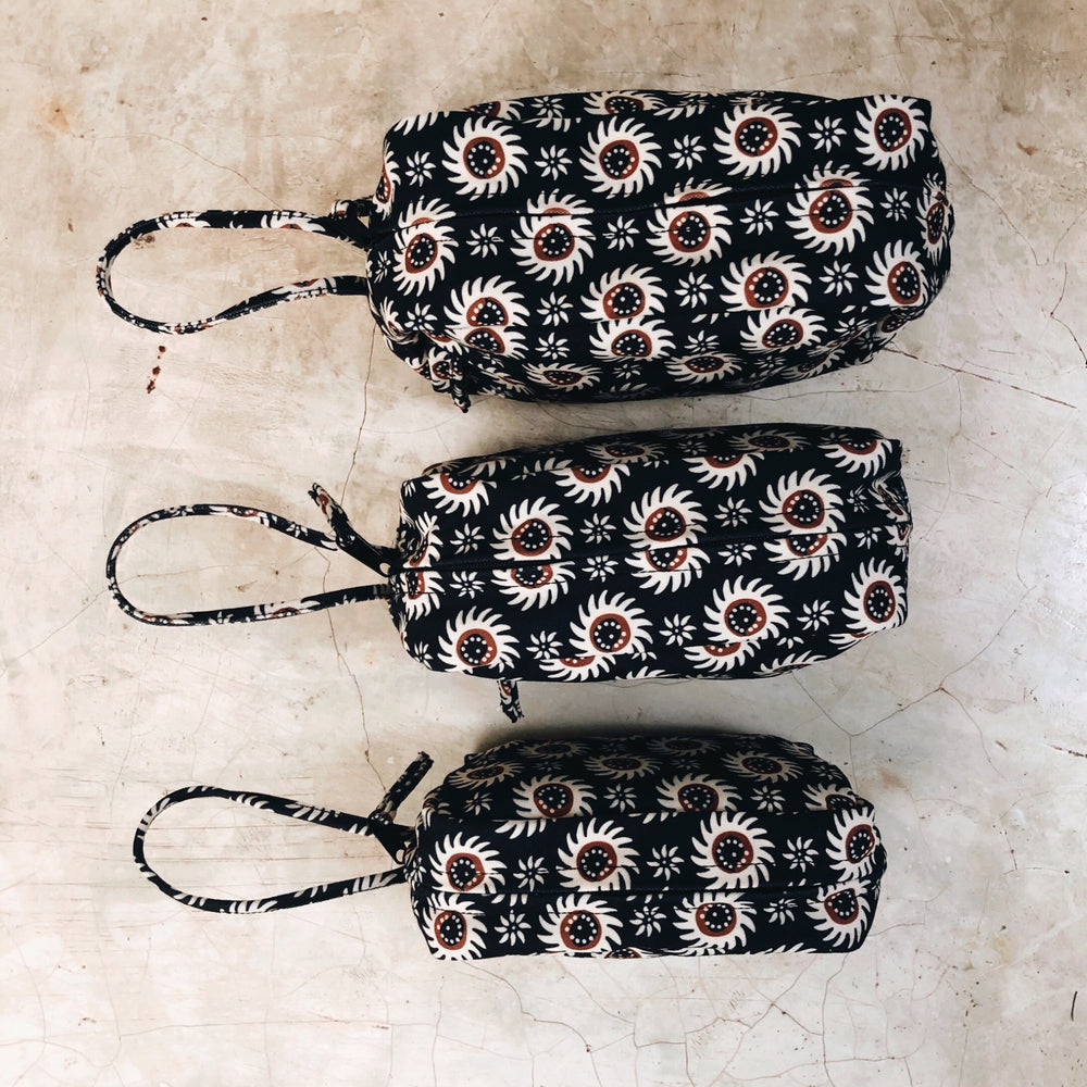 
            
                Load image into Gallery viewer, Black Matahari Batik | Travel Bag MEDIUM
            
        