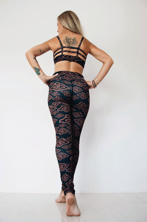 BLACK CLOUDS BATIK | KARTINI LEGGINGS