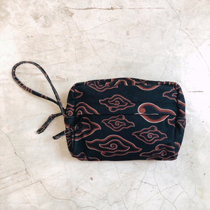 
            
                Load image into Gallery viewer, Black Clouds Batik | Travel Bag SMALL
            
        